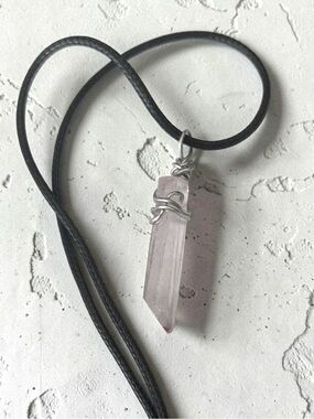 5 For $25💫Wire Wrapped Very Light Pink Quartz Pendant Necklace